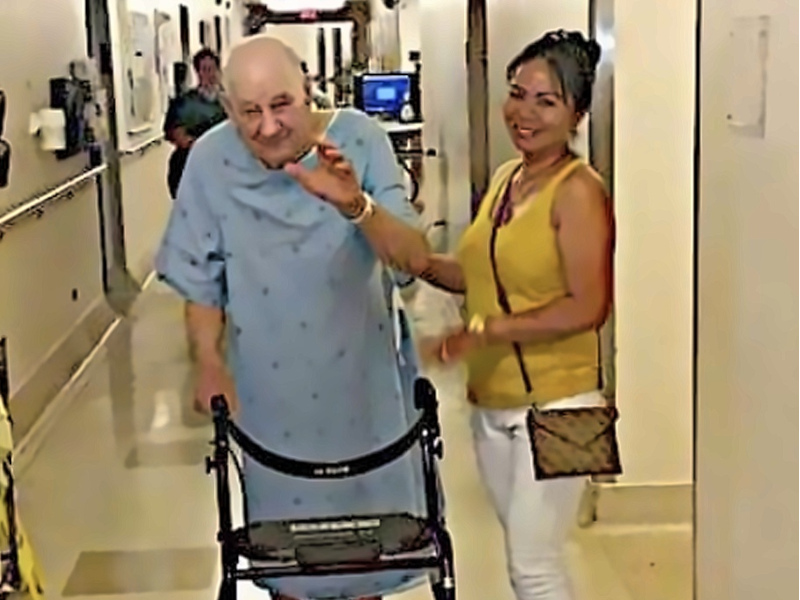 Filipino Homecare caregiver providing post-hospital recovery support at home in Ontario