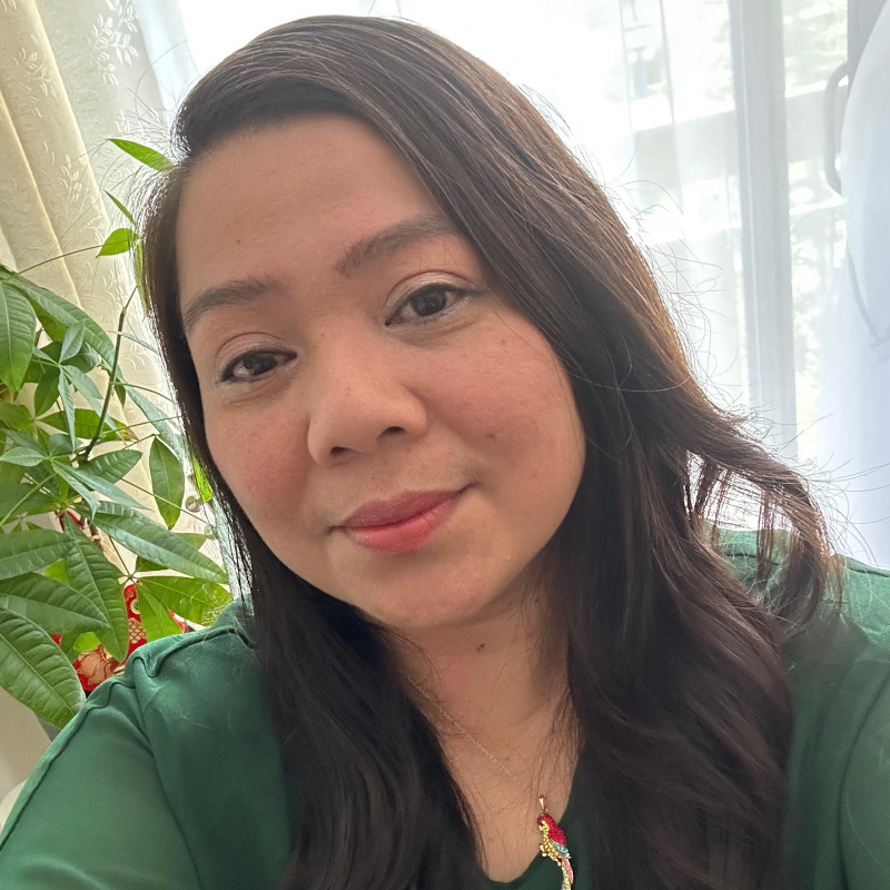 Filipino Homecare team member